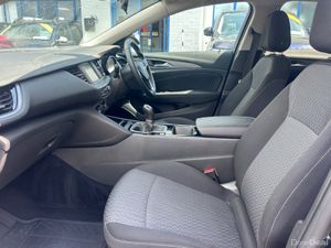 2018 OPEL INSIGNIA 1.6d TURBO SC NEW MODEL - Image 4