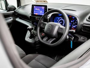 Citroen Berlingo LX 1.5 Diesel 100HP 650KG - Image 2