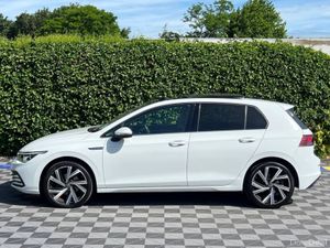 Volkswagen Golf STYLE 1.5 TSI // OPENING PAN ROOF - Image 4