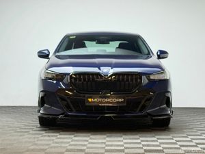 BMW 5-Series 530E M SPORT - Image 2