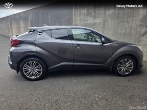 Toyota C-HR 1.8 HYBRID SOL 4DR AUTO - Image 3