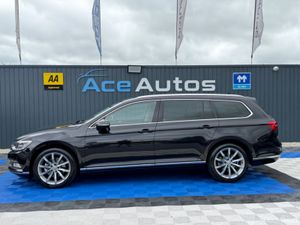 Volkswagen Passat ** DEPOSIT TAKEN ** HIGHLINE PRE - Image 4
