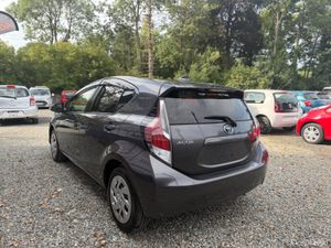 Toyota aqua 2016 fresh stock - Image 4