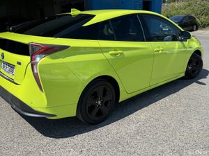 2016 Toyota Prius Hybrid Automatic/G Top leather - Image 3