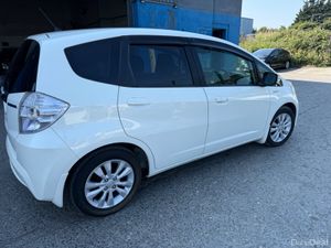 2013 Honda Fit Hybrid Automatic - Image 3
