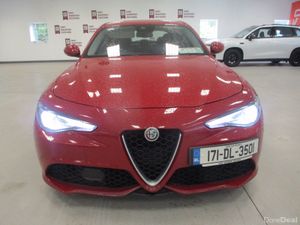 Alfa Romeo Giulia SPECIALE 180 BHP 2.2 DSL  2017 - Image 3