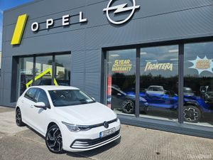 Volkswagen Golf 2.0 TDI 115HP Life - Image 2