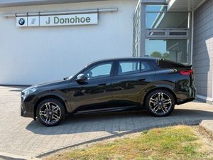 BMW iX2 eDrive20 M Sport - Image 3