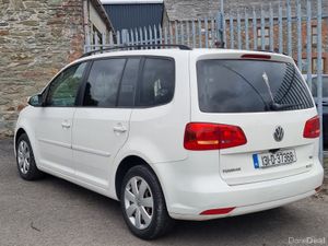 €5990 Auto Volkswagen Touran 2013 automatic €5990 - Image 2