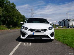 2022 Kia Ceed Hybrid - 1 Owner - Image 4