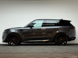 Land Rover Range Rover Sport DYNAMIC SE *PAN ROOF* - Image 4