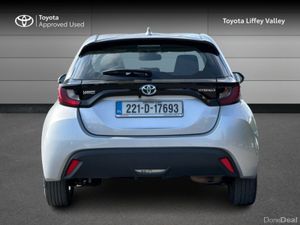 Toyota Yaris YARIS HYBRID LUNA - Image 4