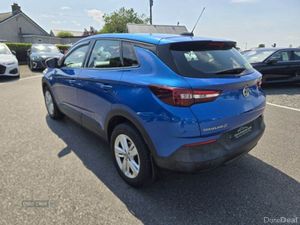 Vauxhall Grandland X SE - Image 3