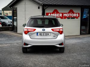 2018 Toyota Vitz Hybrid - Image 4