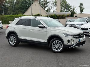 231 VW T-ROC 2.0 TDI STYLE 150BHP AUTOMATIC - Image 2