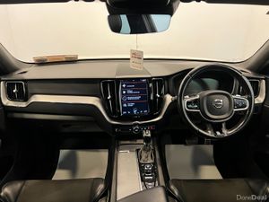 VOLVO XC60 R-DESIGN AWD D4 2.0D AUTO (2018) - Image 4