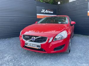 Volvo S60 1.6 AUTO SALOON - Image 3