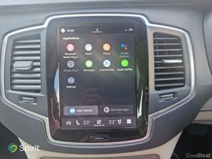 Volvo XC90 T8 Core Plug In Hybrid - Image 3