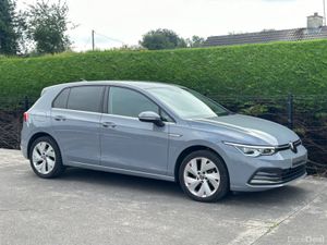 25Volkswagen Golf 1.5 tsi Style - Image 3