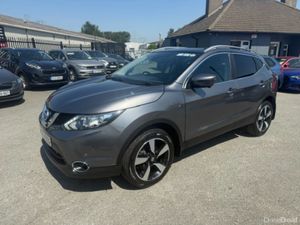 Qashqai 2017 VERY LOW KMS 1.5 SV PREMIUM ONE OWNER - Image 4