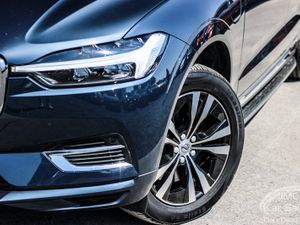 2021 VOLVO XC60 T-6 INSCRIPTION EXPRESSION - Image 2