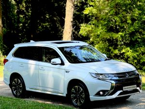 2.0 GX5H PHEV * TOP SPEC * LOW KMS * - Image 3