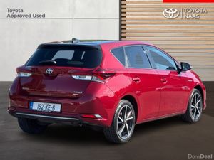Toyota Auris HYBRID LUNA SPORT 4DR AUTO - Image 2