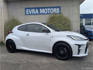 Toyota Yaris RS AUTOMATIC 1.5 PETROL//REVERSE CAME - Image 3