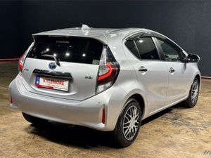 Toyota Aqua 1.5 HYBRID S STYLE BLACK - PUSH BUTTON - Image 4