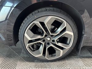 Skoda Octavia AMBITION 2.0 TDI 115HP 5DR - Image 2