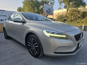 162 Volvo V40 2.0D D2 (120hp) Momentum Ed - Image 3