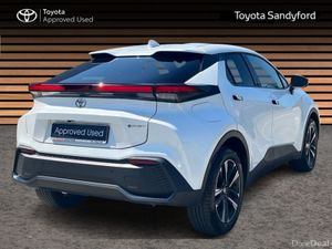 Toyota C-HR 2.0 PHEV SPORT AUTO // HEATED SEATS // - Image 2