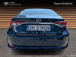 Toyota Corolla HYBRID LUNA AUTO SALOON // TOYOTA S - Image 4