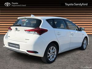 Toyota Auris HYBRID BUSINESS AUTO // SAT-NAV // RE - Image 2