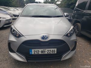 Toyota Yaris 2021 - Image 2