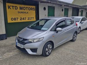 Honda Fit 2015 - Image 2