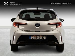 Toyota Corolla Luna Sport Hybrid Hatchback - Image 4