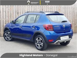 Dacia Sandero Stepway TCe 90 STEPWAY Signature - Image 3