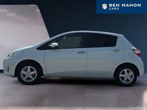 Toyota Yaris Vitz - Image 2
