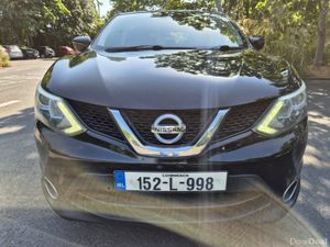 Stunning Nissan Qashqai 2015  Warranty - Image 2