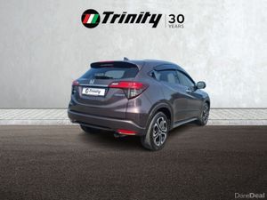 Honda Vezel ** Z HYBRID ** HUGE SPEC ** TRINITY MO - Image 3