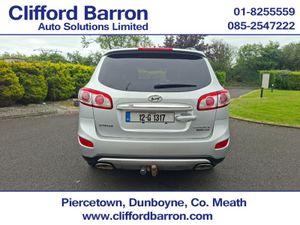 Hyundai Santa Fe 4WD 4DR - Image 4
