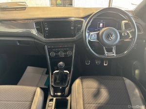 Volkswagen T-Roc 1.5 TSI 150bhp R-Line - Image 4