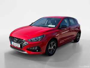 Hyundai i30 Diesel Deluxe - Image 3