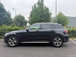 Mercedes-Benz GLC 220 D 4MATIC 5DR AUTO - Image 2