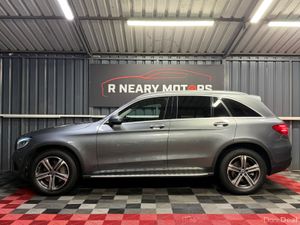 2019 Mercedes-Benz GLC 220d AMG AUTO - Image 3