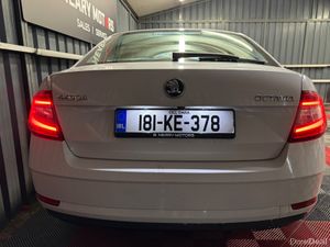 2018 Skoda Octavia AMBITION 1.0TSI 115HP Manual - Image 2