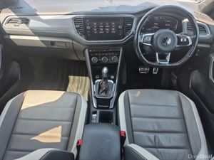 Volkswagen T-Roc ** SPORT ** AUTO ** TRINITY MOTOR - Image 2
