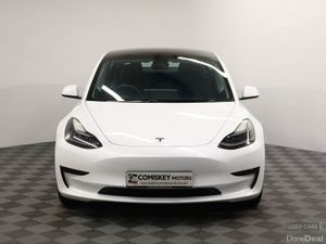 Tesla Model 3 SALOON - Image 2