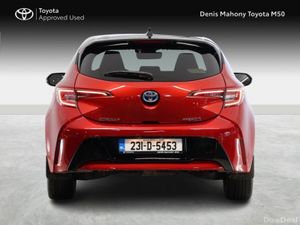 Toyota Corolla Luna Sport Hybrid Hatchback - Image 4
